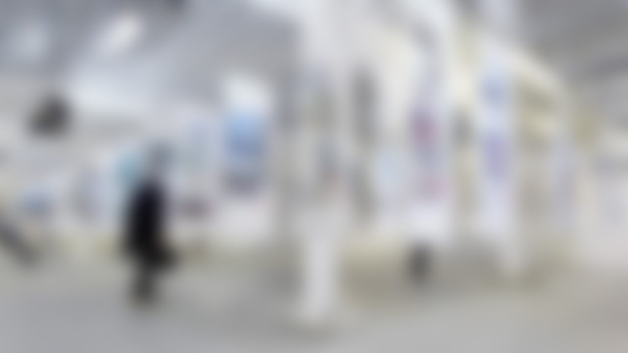 Blurred image of art gallery interior view